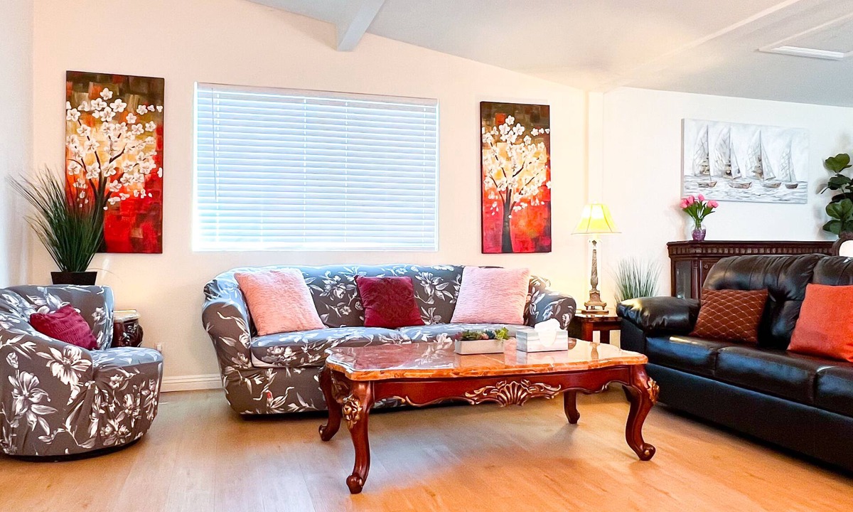 Southwest Anaheim House | 10001☘️☘️Spacious single house 6B4Ba near Disney and Knott's Berry Farm.