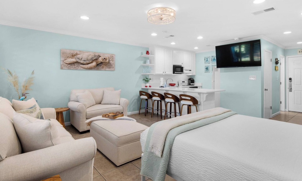 Seagrove Beach Condo | 1st Floor unit, Close to Beach w/Pool + Free Tickets: Bikes & More!