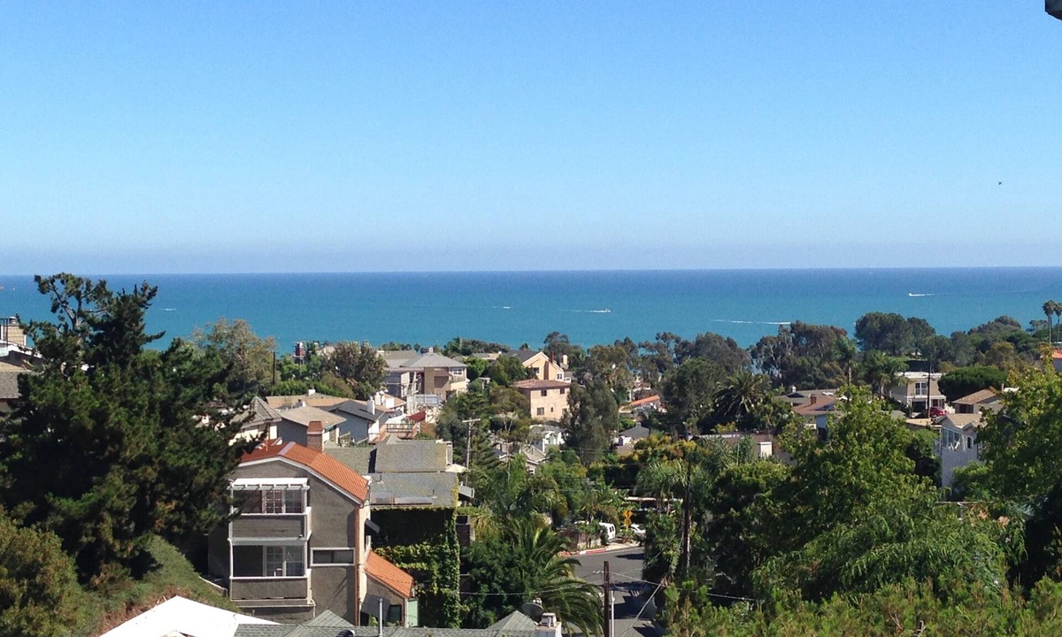 Lantern District House | 2 BD 2 Bath- 6 guests, Sm dog friendly- Dana Pt- str14-0110 Off Street Park