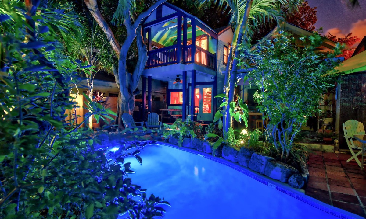 Old Town House | 2027 calendar is now available! Old Town historic home Lagoon Pool 3BR ⭐️⭐️⭐️⭐️⭐️
