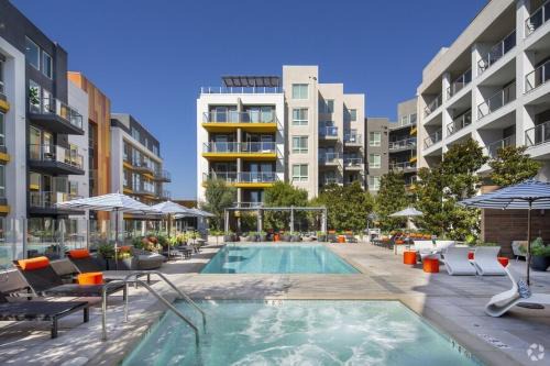 Marina del Rey Apartment | 2BR 2BA Condo in Marina Del Rey - 5 Star Location - 15 min to LAX Airport
