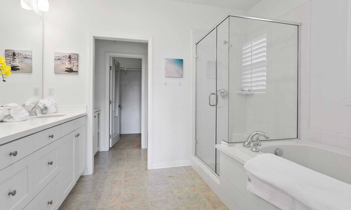 Cypress Village House | 3BR Charming Irvine Gem｜Private Patio｜Workspace｜Pet-Friendly｜Garage Access #110