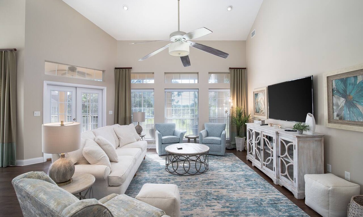 Sandestin Condo | 4BR Beach Villa w/6-Seater GOLF CART! Near Beach, Pool, Tram, Screened Porch