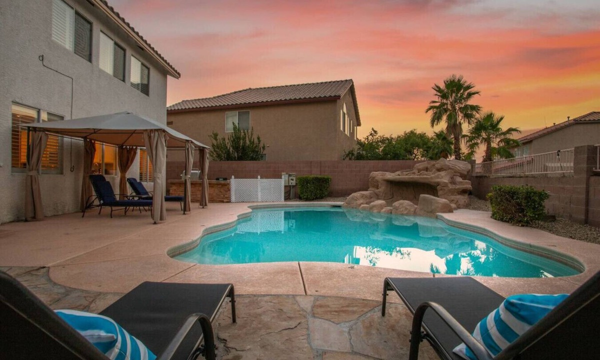 MacDonald Ranch House | 5 BD Luxury Vegas Stay w/Game Room and Pool!