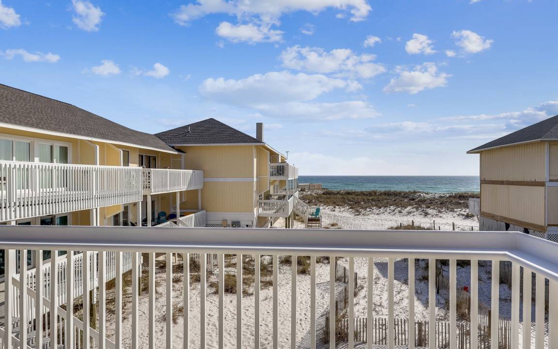Holiday Isle Condo | 65 m² Condo ∙ 2 bedrooms ∙ 6 guests