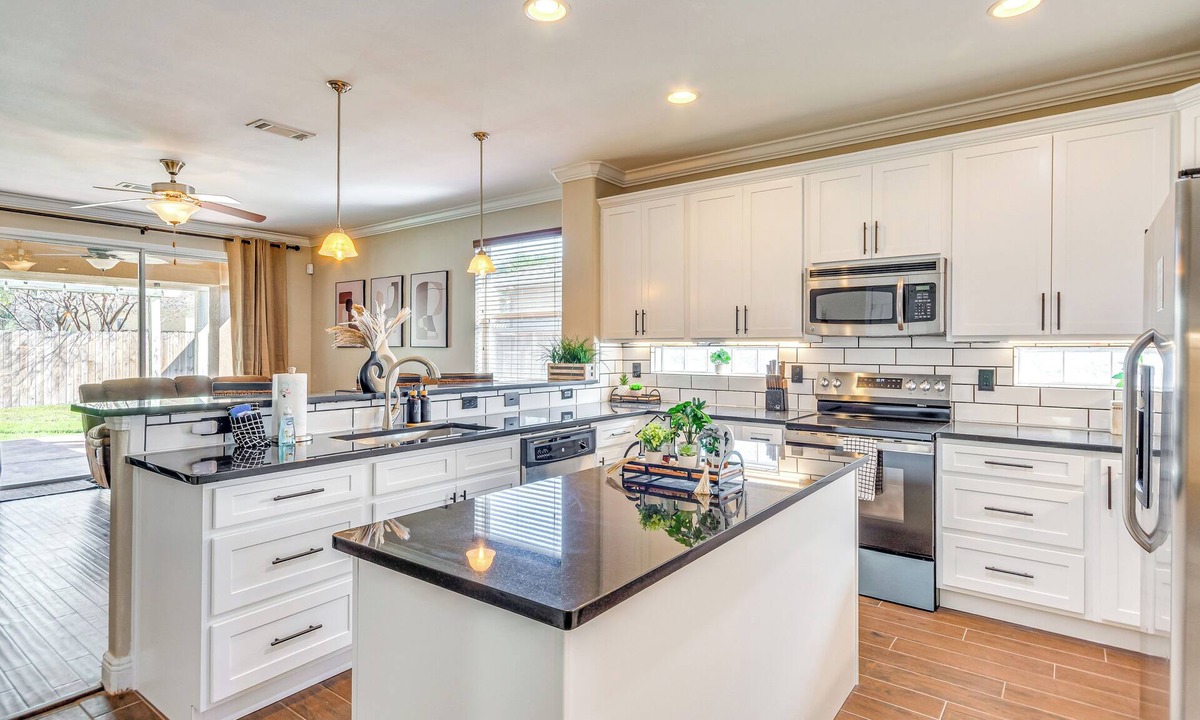 Mary Esther Cottage | 8 Mi to Beach: Home in Mary Esther