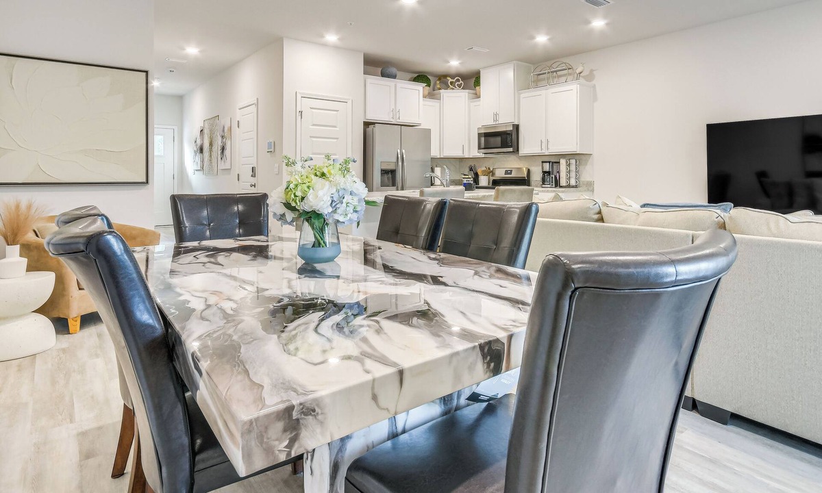 Florida Panhandle House | 8 Mi to Dtwn Pensacola: Modern Escape w/Patio!