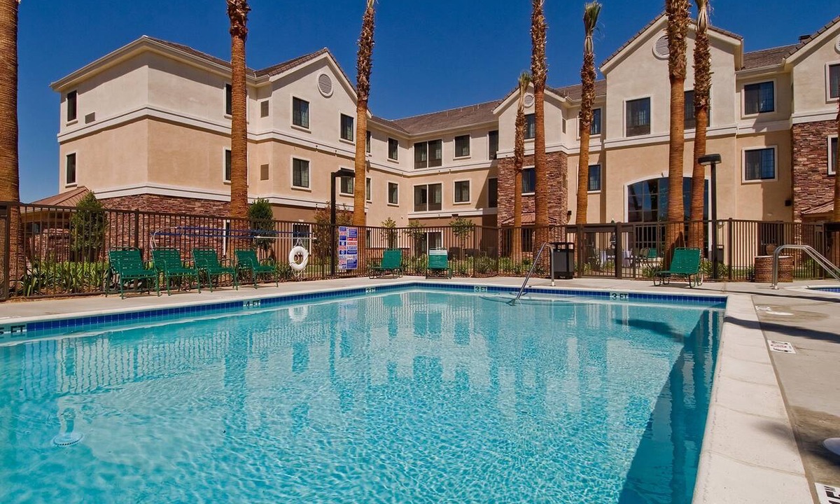 Palmdale Apartment | Accessible 2-Bedroom Suite in Palmdale, CA