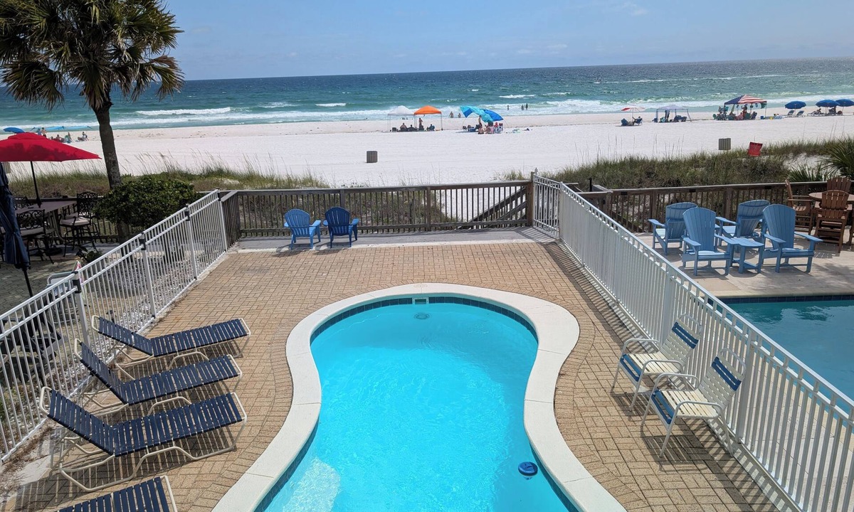 Silver Sands Beach House | Amazing 5 Bd/5 Ba Gulf Front Home w/private pool*Beach Breezes*Beach Views