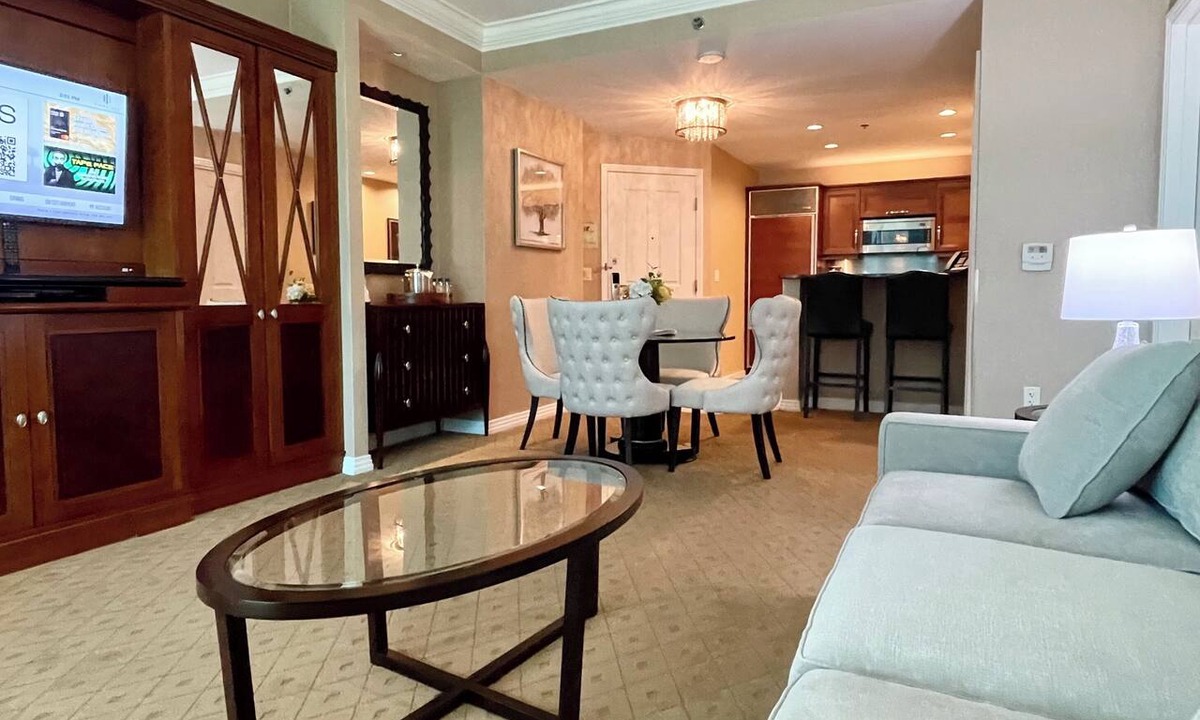 Las Vegas Condo | AMAZING! STRIP View-Balcony Signature MGM 1Bdrm 2Bath FREE VALET! NO RESORT FEES