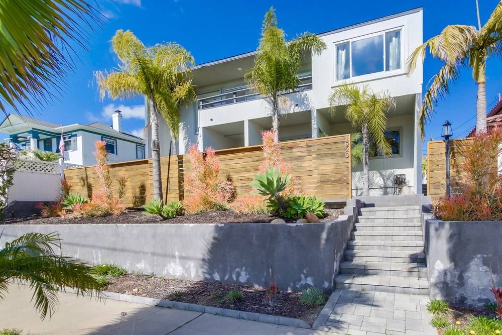 North Pacific Beach Apartment | Apartment ∙ 4 bedrooms ∙ 12 guests