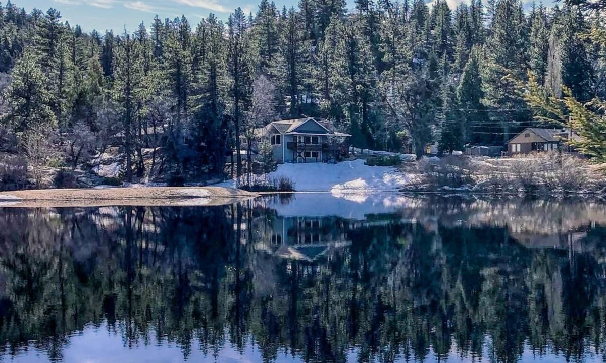 Arrowbear Lake House | Arrowbear Lakehouse, Large Private 5BR-3BA, Deck, Sauna, Media/Game Rm