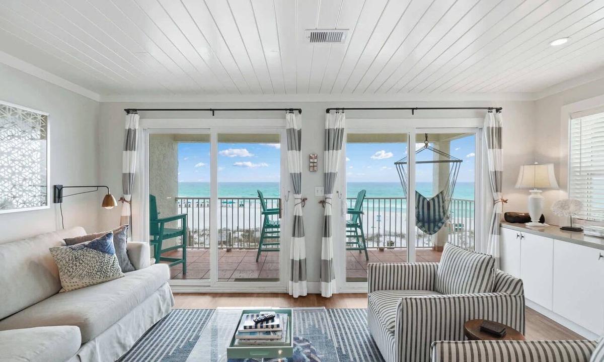 Seagrove Beach Condo | AZUL | Beachfront Unit | Panoramic Gulf Views