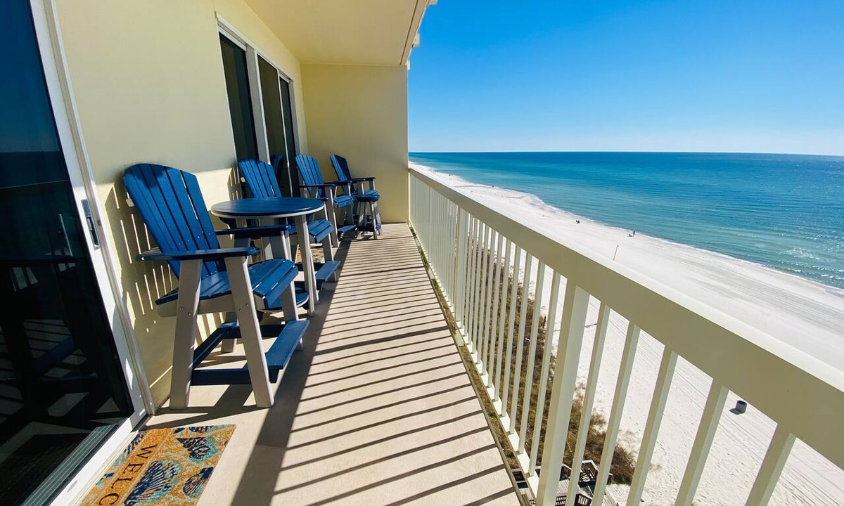 Miramar Beach Condo | 🌴 Beach Chairs Included-7th floor 2-King & Bunkroom Directly On the Beach