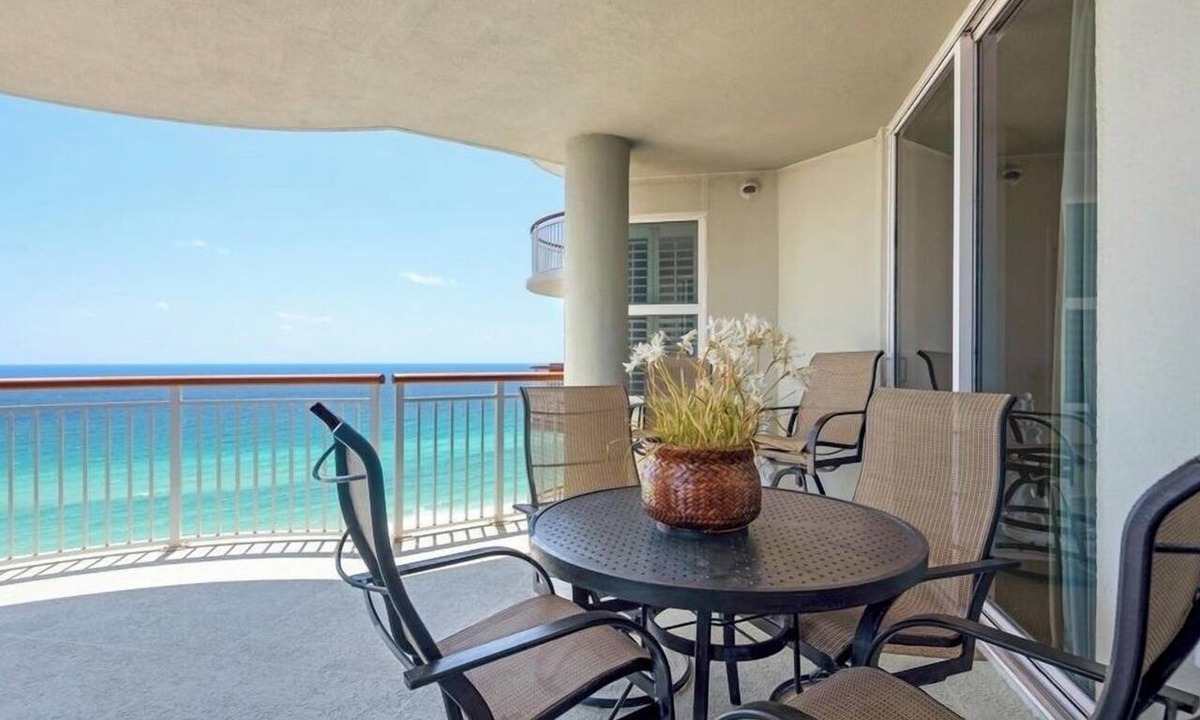 Navarre Beach Condo | Beach Colony West 14A/3BR Gulf Front w/Chair Service & Onsite Management