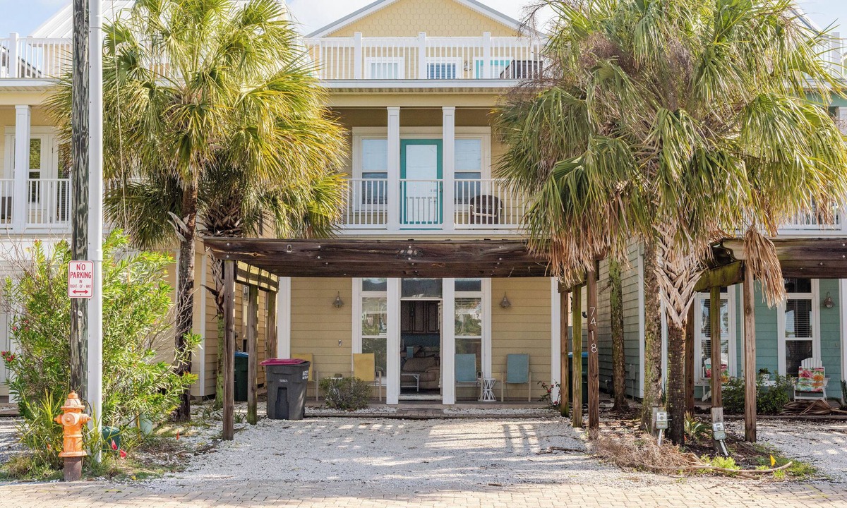 Gulf Lagoon Beach House | BeachDaze - Crosswalk to Beach Access, Private Pool