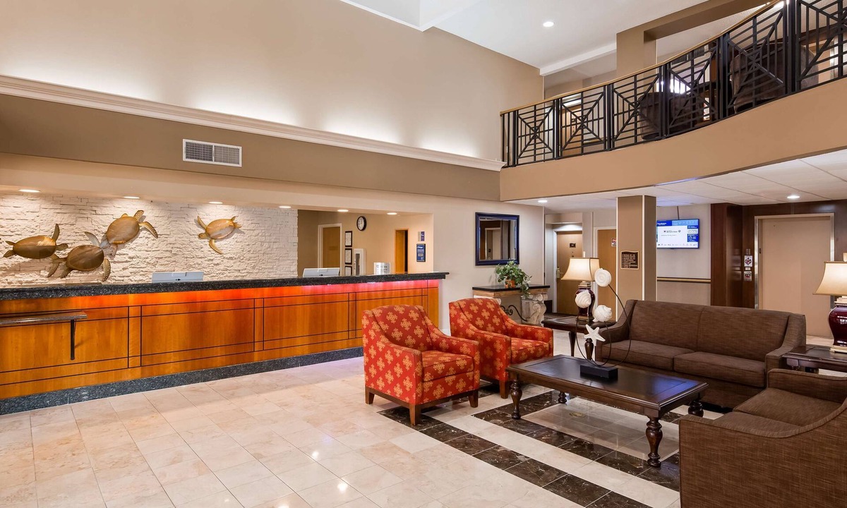 Venice Hotel | Best Western Plus Ambassador Suites Venice