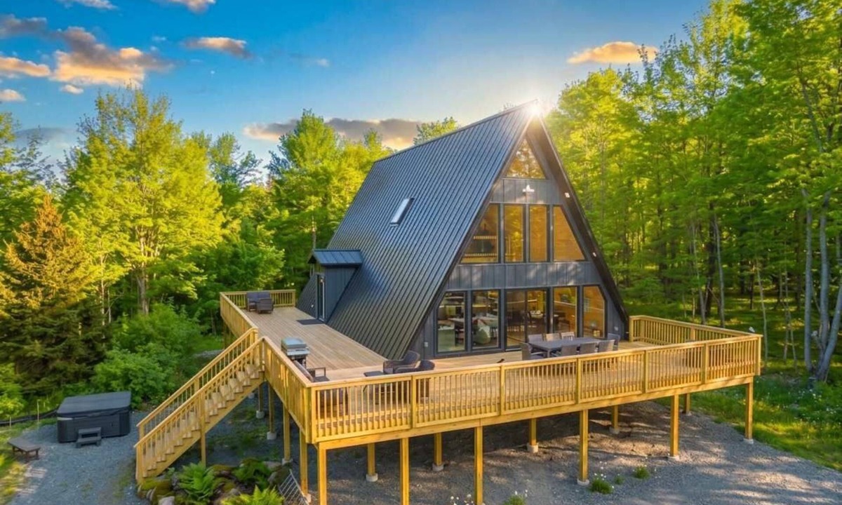 Blakeslee Cabin | Black Lotus A-Frame | Hot Tub | Sauna | Firepit