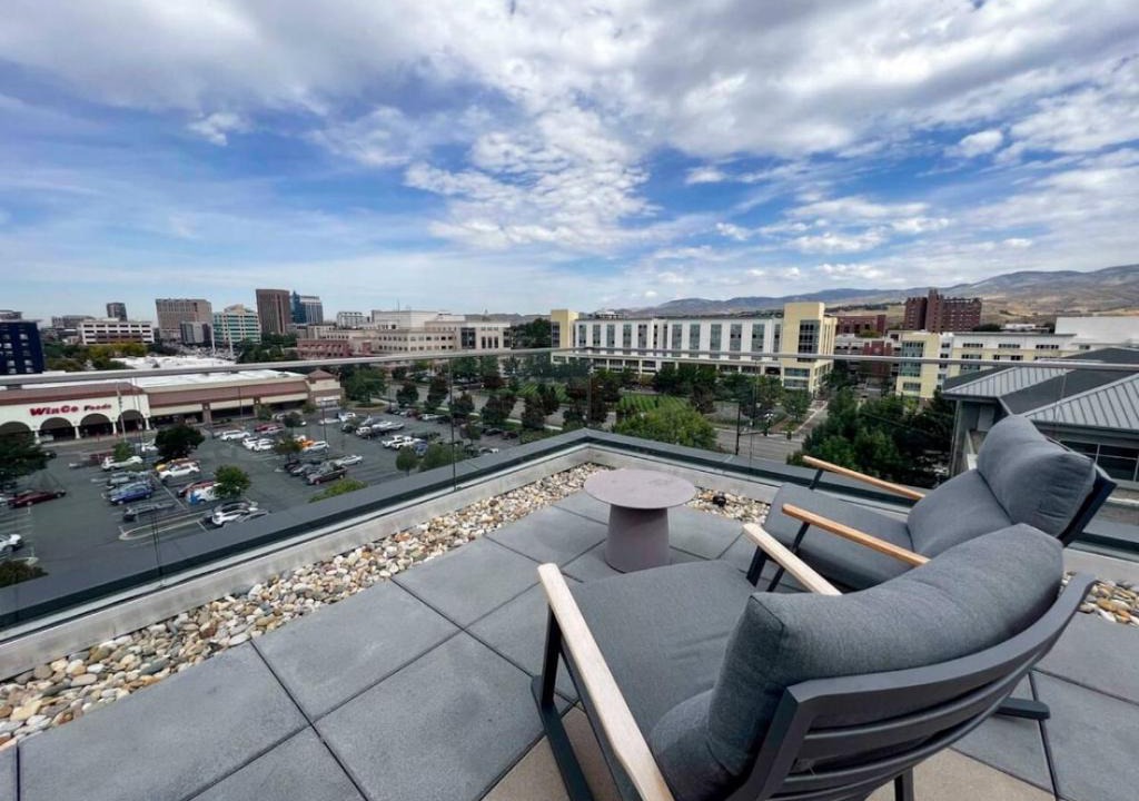 Boise Apartment | Botanicals & Cattle Vibes - Unique Vista Escape
