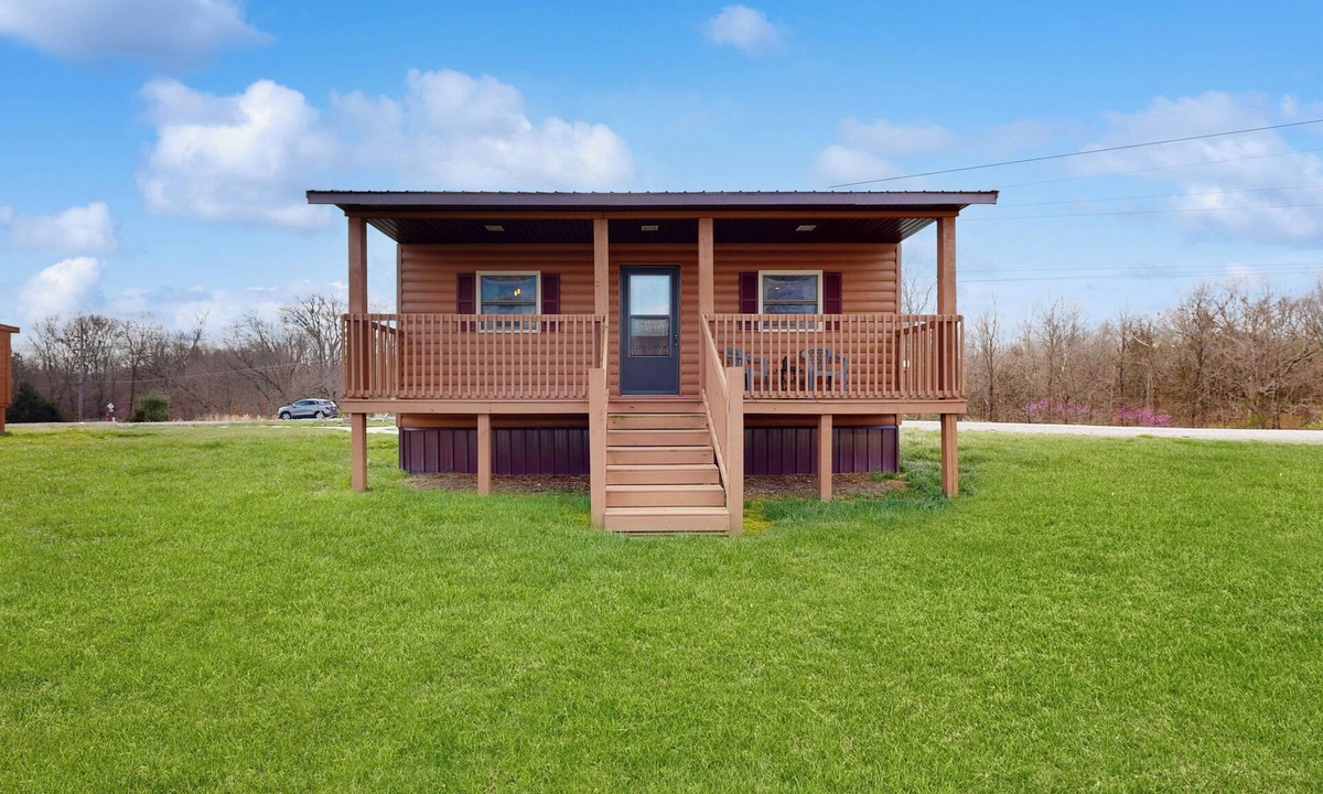 Murphysboro Cabin | Cabin 2: Lakeside in Murphysboro