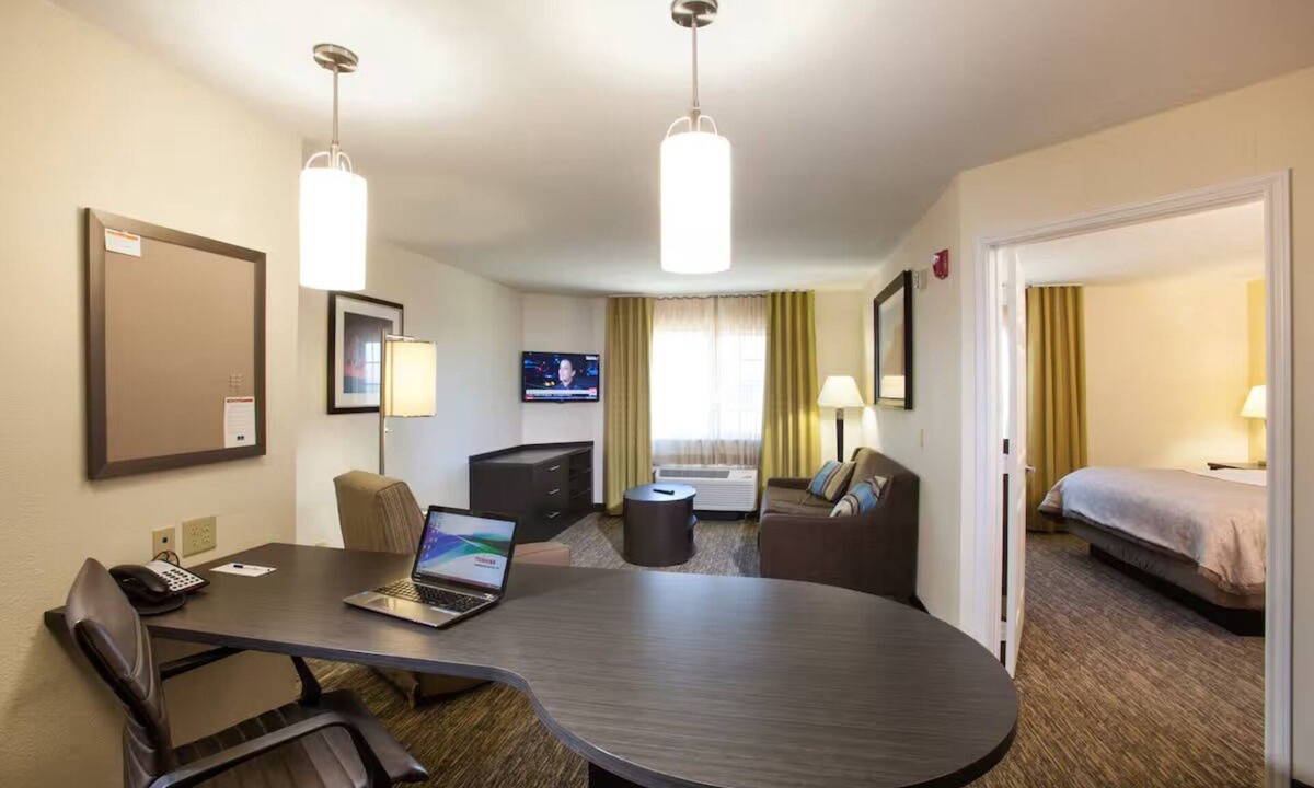 Rohrerstown Hotel | Candlewood Suites - Lancaster West by IHG