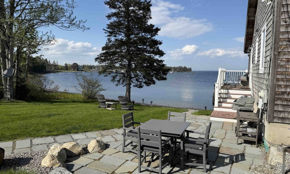 Owls Head House | CASTLEWOOD COTTAGE - Town of Owls Head