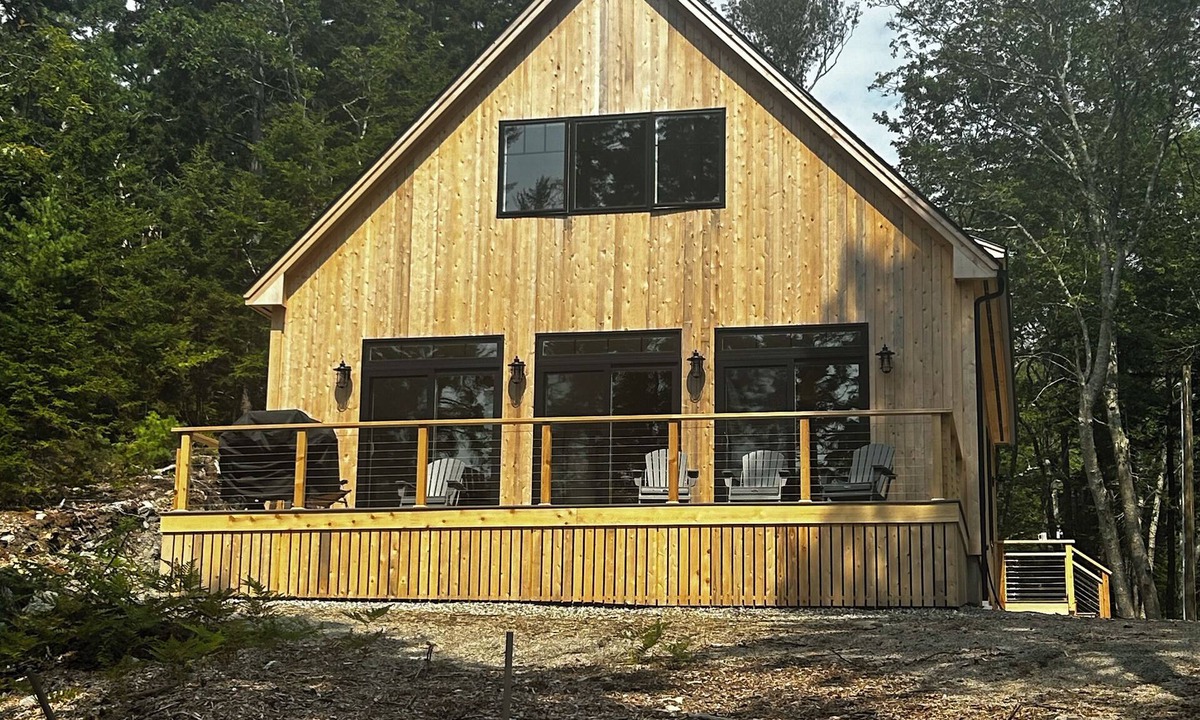 Southport House | Cedar Cove: a tranquil retreat on the water just minutes from Boothbay Harbor