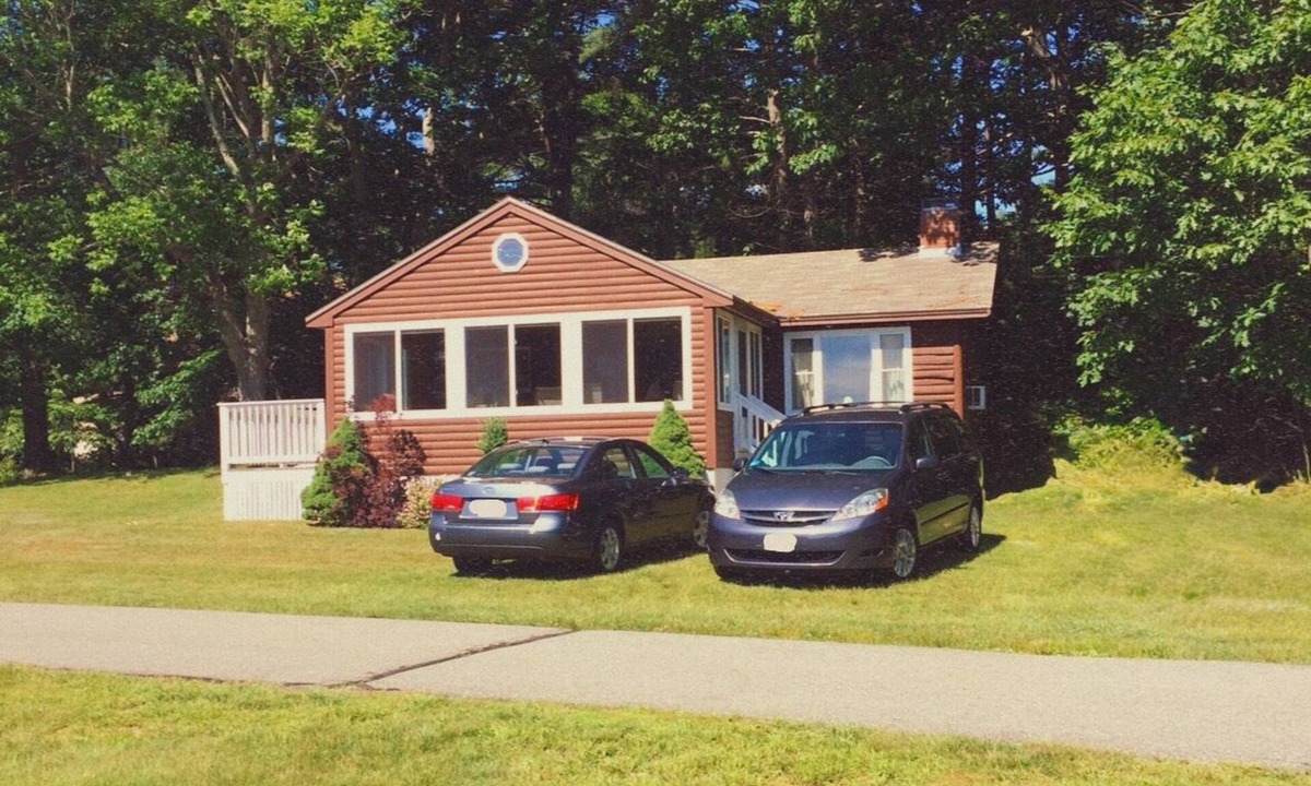 Ogunquit Cabin | Charming 2-bedroom cabin with Wi-fi, A/C and laundry in beautiful Ogunquit, ME