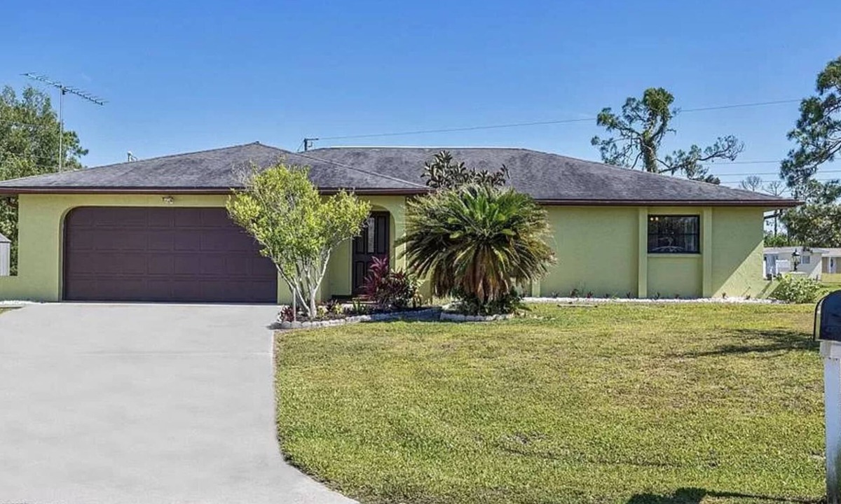 Warm Mineral Springs House | Charming and quiet retreat for your perfect getaway!