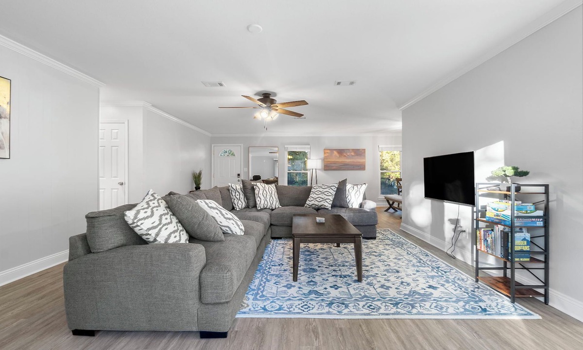 Northeast Pensacola House | Charming Family Friendly 3-bedroom House in Fabulous Pensacola