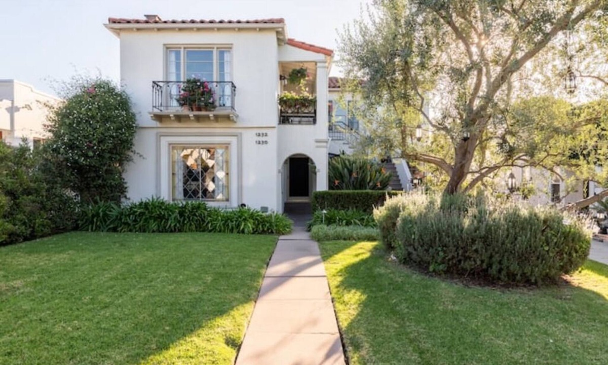Mid City House | Charming Spanish-Style Retreat Between Downtown LA and the Beach