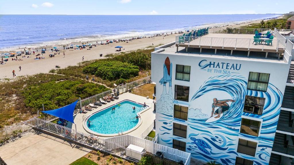 Avon By The Sea Apartment | Chateau by the Sea - Cocoa Beach Oceanfront Penthouses with Rooftop Deck next to the Pier