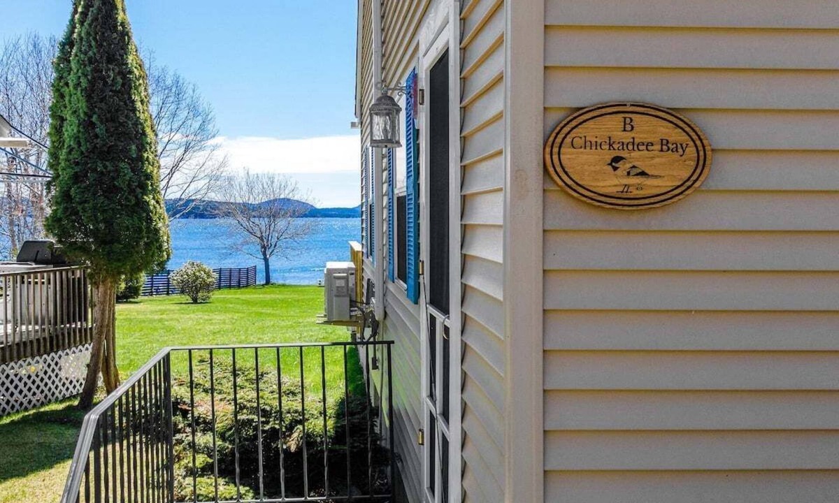 Trenton House | Chickadee Bay House- Oceanfront!
