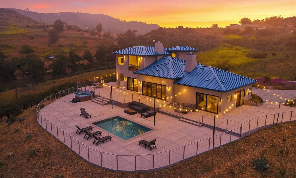 Malibu House | Cloud-Break Ridge | Pool, Spa - Epic Mountain Views