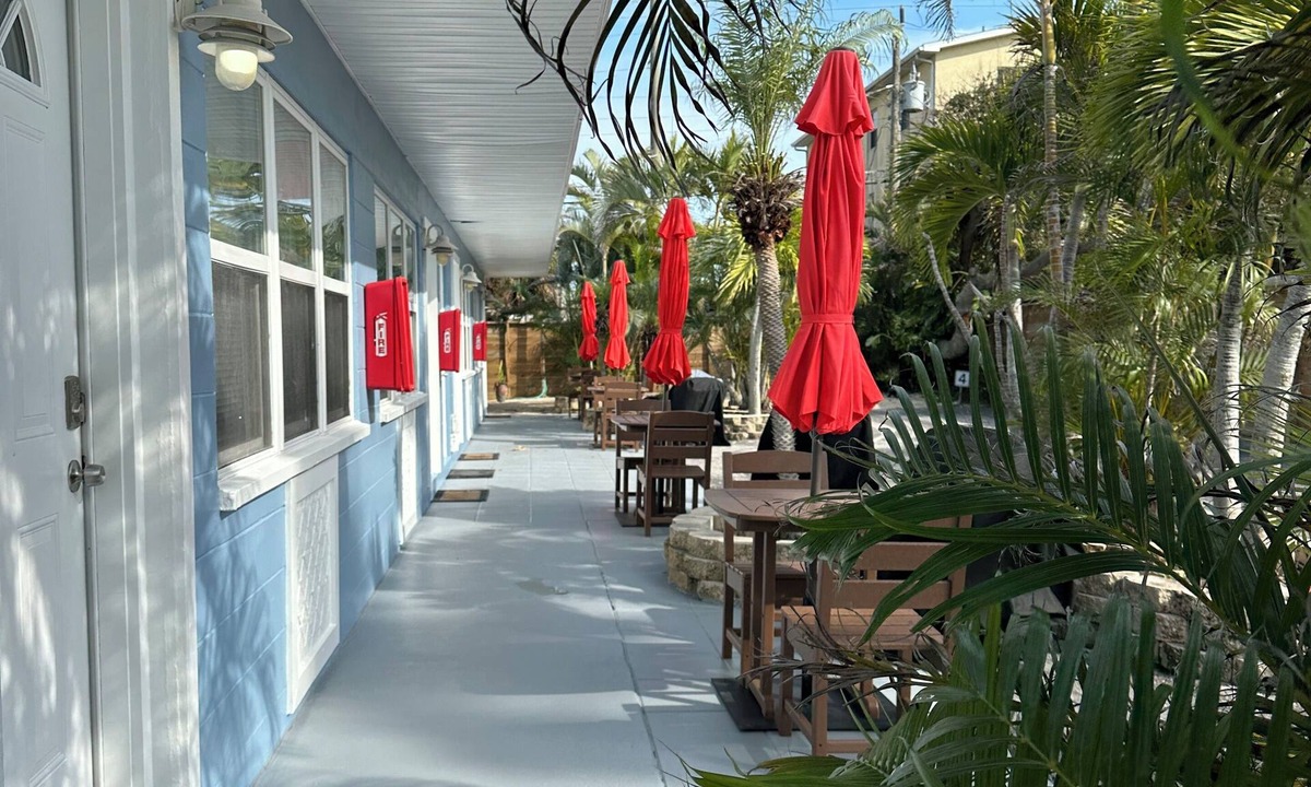 Cocoa Beach Apartment | Coco Sands Studios