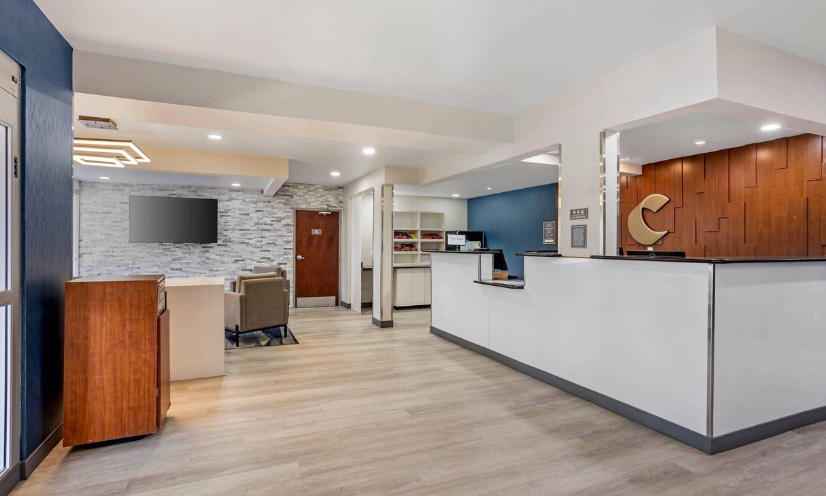 Harrisburg Hotel | Comfort Inn & Suites Harrisburg-Hershey North