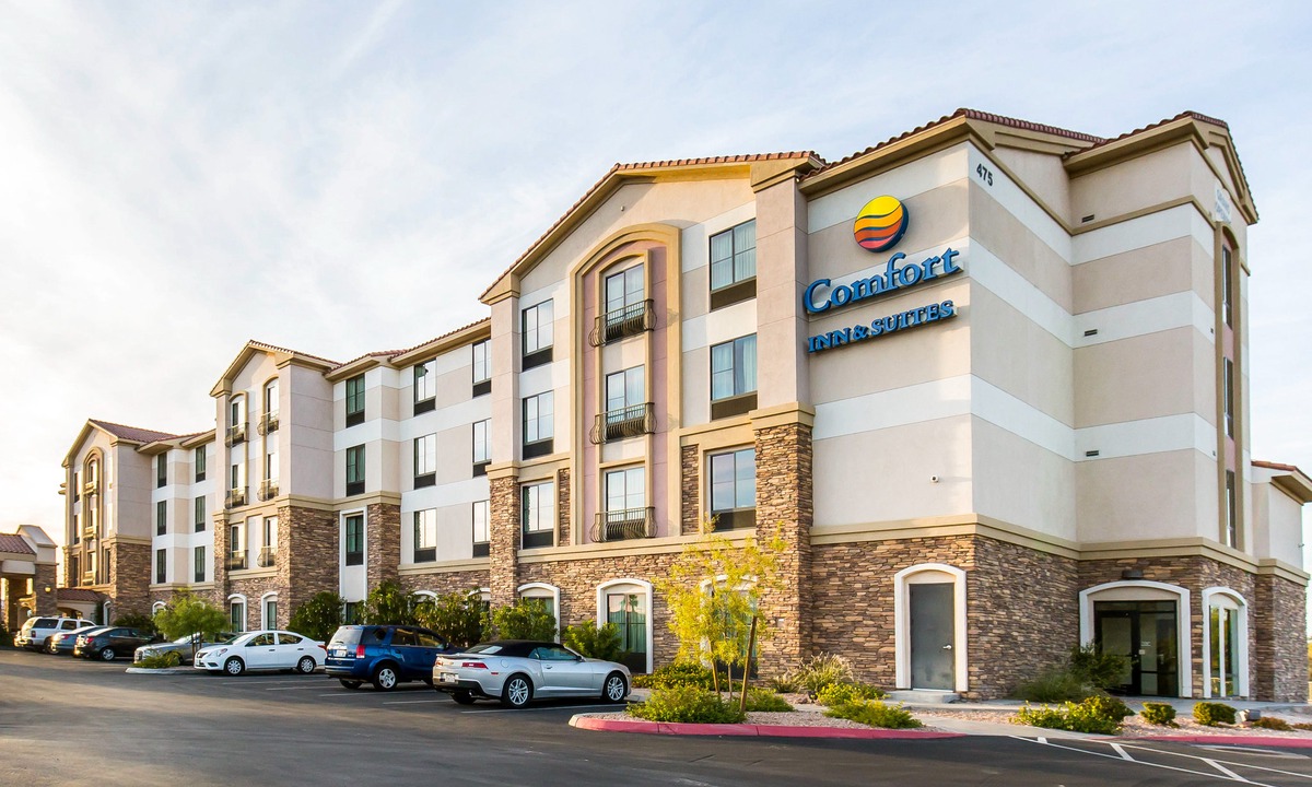 Whitney Ranch Hotel | Comfort Inn & Suites Henderson - Las Vegas
