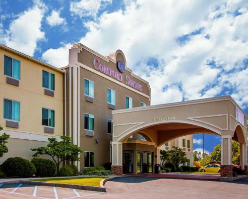Benton Harbor Hotel | Comfort Suites Benton Harbor - St Joseph
