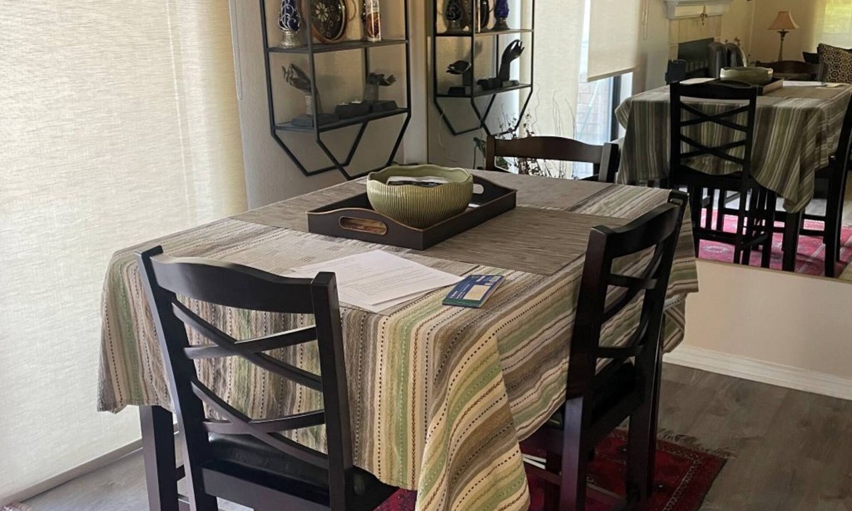 Bellview House | Cozy 2-bedroom house in perfect Pensacola with AC and fitness room