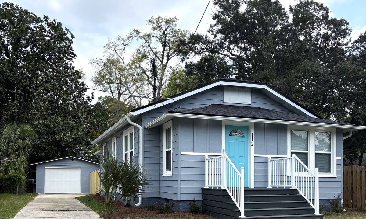 South Pensacola House | Cozy Bungalow near Downtown Pensacola: Game Room, Patio + Fire Pit, 3 Bedroom!