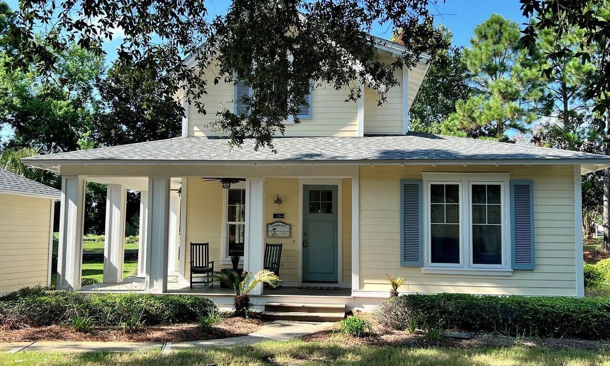 Laurel Grove Cottage | Cozy Family Getaway with Resort Amenities in Miramar Beach, Florida