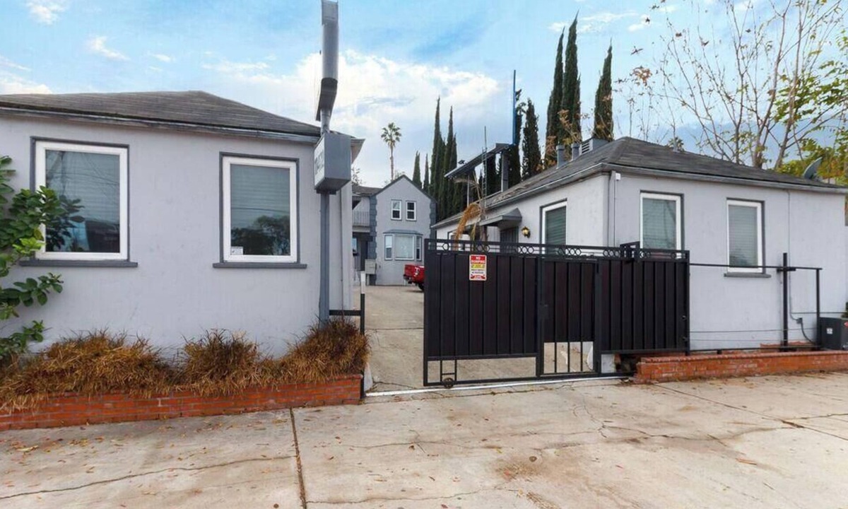 Studio City Apartment | Cozy Single Studio apartment . Studio City