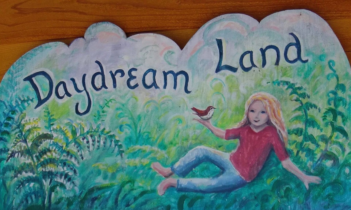 Fritz Creek House | Daydream Land retreat on Alaska's Historic Kilcher Homestead