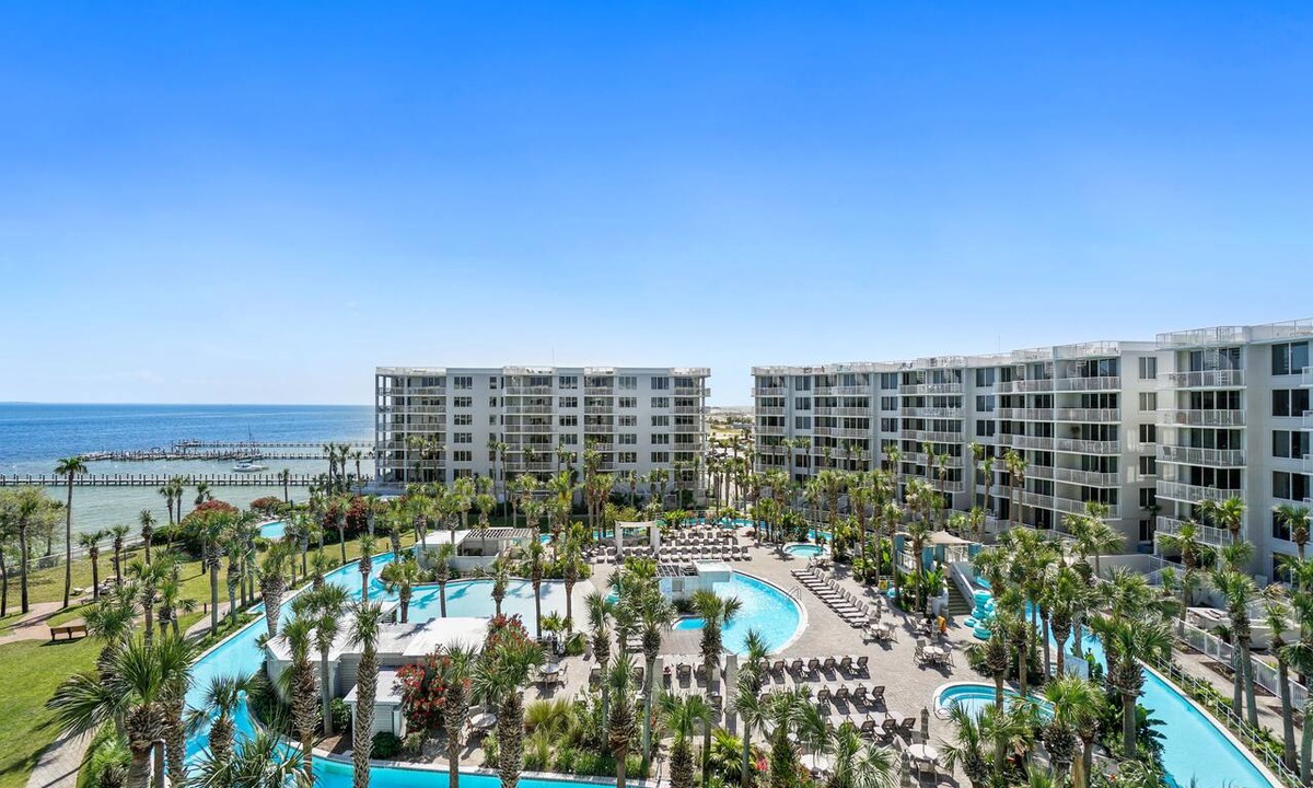 Fort Walton Beach Condo | Destin West 608 - Beach, Lazy River, Pools -Destin West- Free Golf Daily, Slps 8