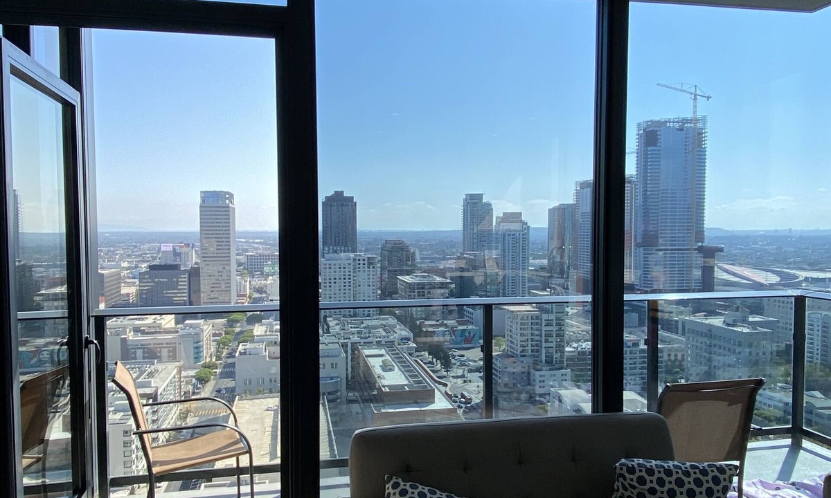 Paramount House | Downtown Los Angeles luxury high rises