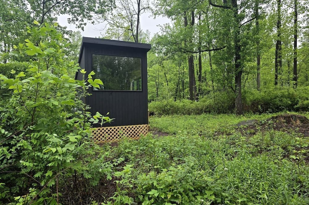 Quakertown Cabin | Eastern Redbud: Escape to a Cozy Woodland Tiny Home and a Peaceful Forest Retreat Perfect for Two in Pennsylvania