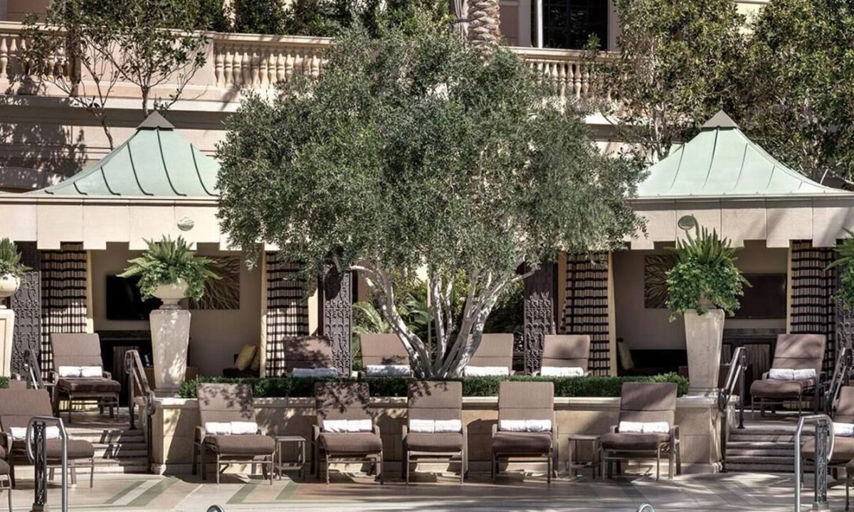 Las Vegas House | Entertainment Capital 2 Modern Units on Strip, Pools