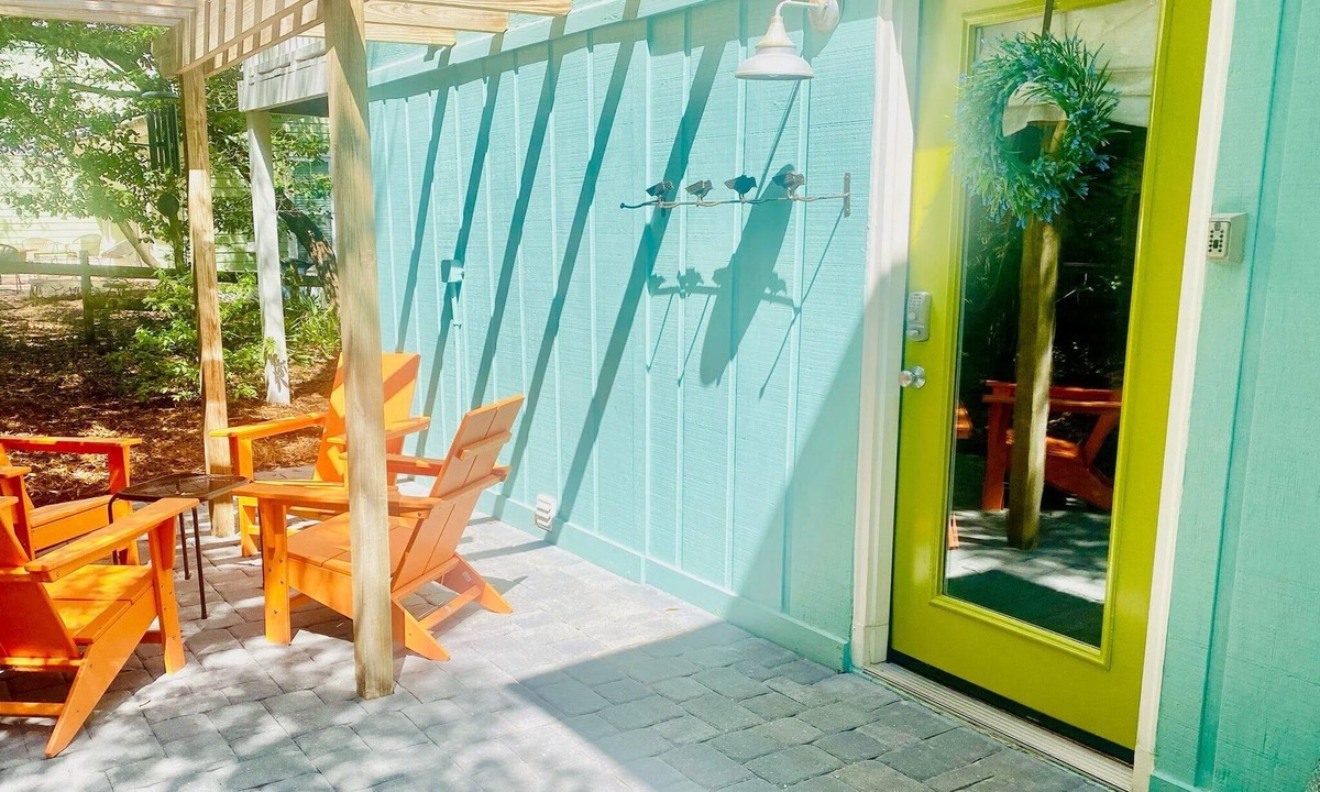 Seagrove Beach Cottage | Family friendly cottage-steps from Florida's Emerald Beach and Seaside