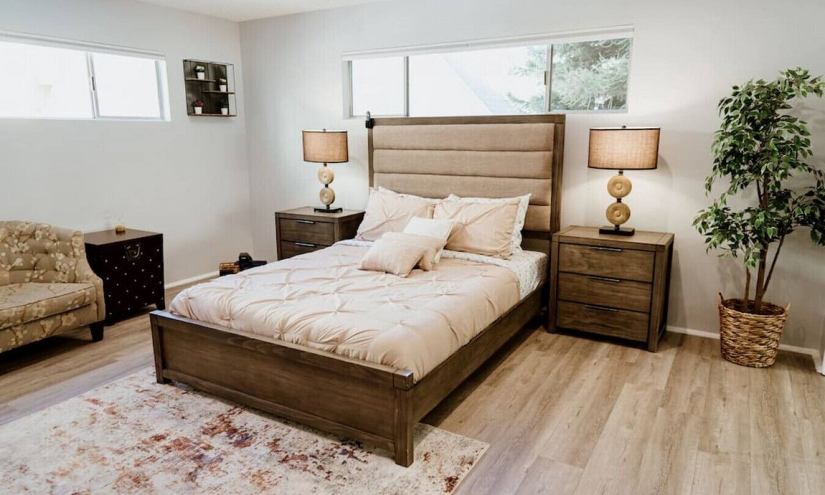 NoHo Arts District Villa | FIFA World Cup: NEWLY RENOVATED 2-BEDROOM TOWNHOUSE WITH PRIVATE ROOFTOP DECK REMODELED IN 2022 (p30)