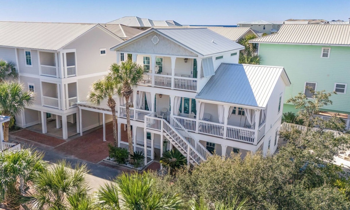 Seashore Village House | Gated Community - Pool, Beach, Covered Parking, & Bikes